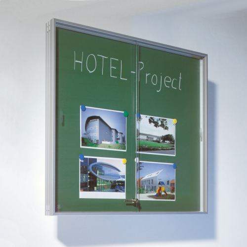 Wandvitrine IA mit Schiebetür aus Sicherheitsglas und grüner Rückwand B/H/T: 50x40x7,5 cm