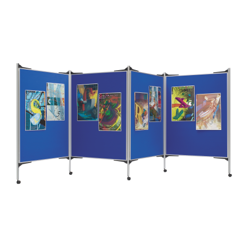 Mobile Stellwand bestehend aus 4 Tafelflächen auf Rollen